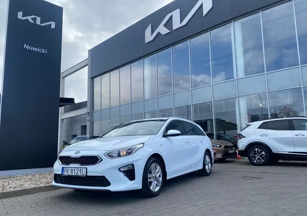 kia wielkopolskie Kia Ceed cena 75800 przebieg: 65712, rok produkcji 2021 z Chmielnik